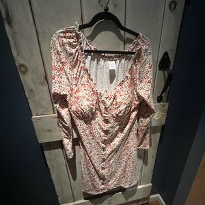 Floral pattern long sleeve mini dress